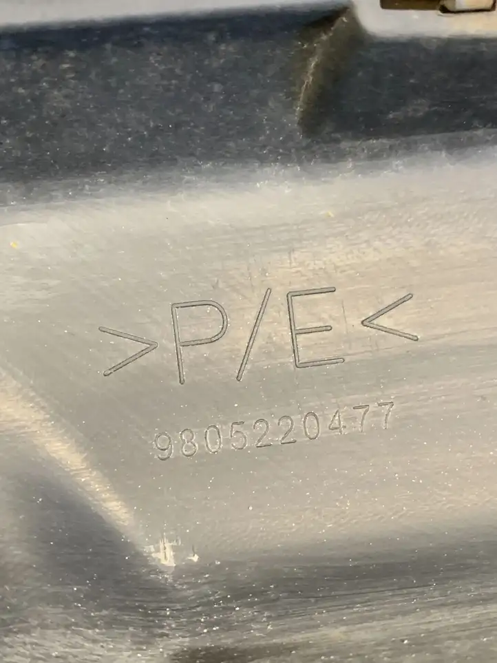 Peugeot 3008 I (2008 - 2015) 9805220477 Молдинг переднего бампера — фото 8