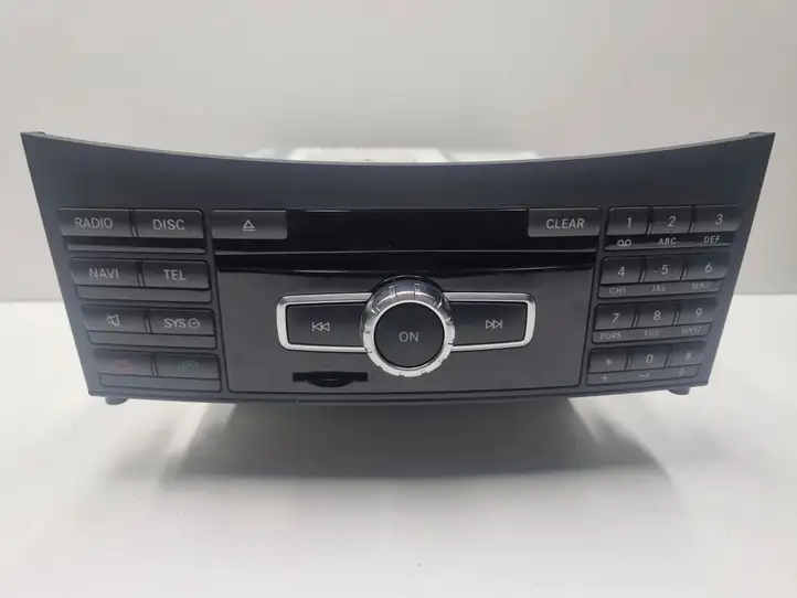 Mercedes-Benz E W212 (2009 - 2016) A2129005327 Магнитола / мультимедийная система — фото 1