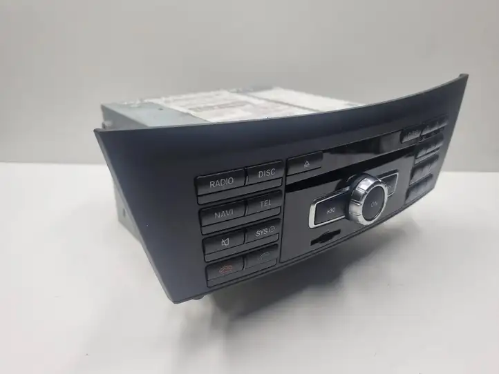 Mercedes-Benz C W204 (2007 - 2014) A2049007013 Магнитола / мультимедийная система — фото 4
