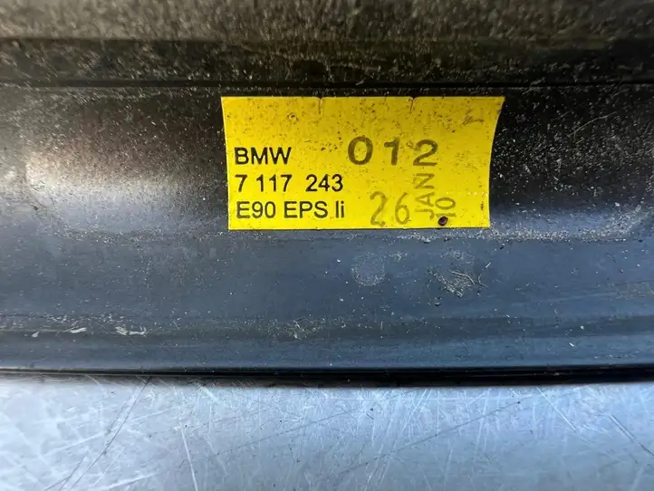 BMW 3 E90 E91 (2005 - 2012) 7117243 Облицовка заднего бокового стекла — фото 3