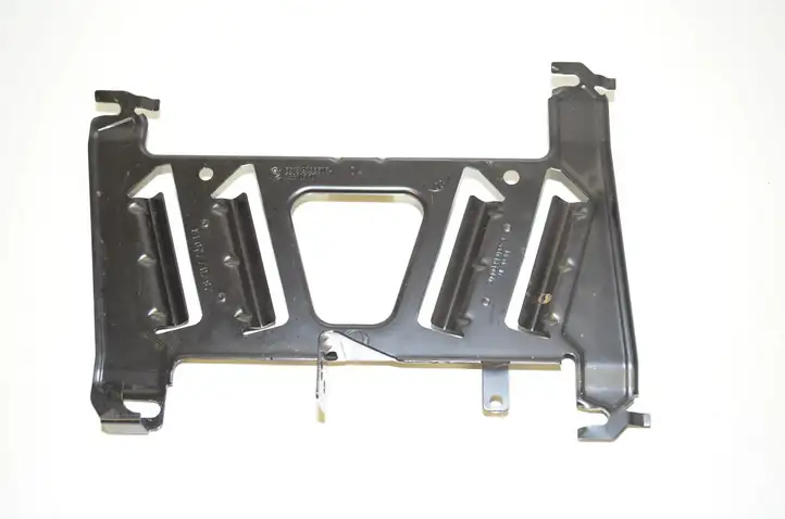BMW 3 F30 F35 F31 (2012 - 2018) 9235506 Кронштейн усилителя звука — фото 3
