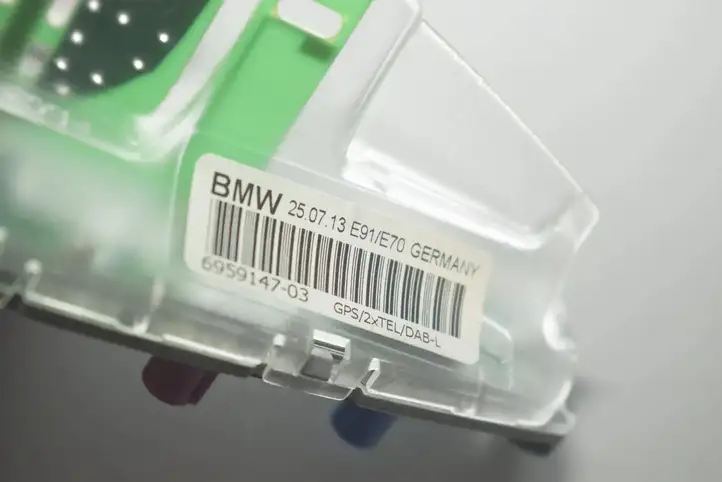 BMW 3 F30 F35 F31 (2012 - 2018) 6959147 GPS антенна — фото 5