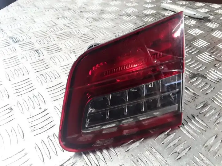 Citroen C5 (2004 - 2008) 9675067680 Задний фонарь в крышке багажника — фото 1