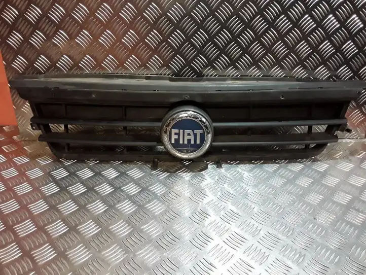 Fiat Ducato (2002 - 2006) LS132915801 Верхняя решетка радиатора — фото 1