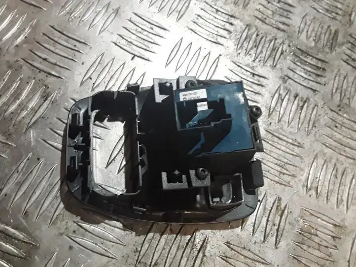Citroen C5 (2008 - 2017) 96617671 Кнопка ручного тормоза — фото 2