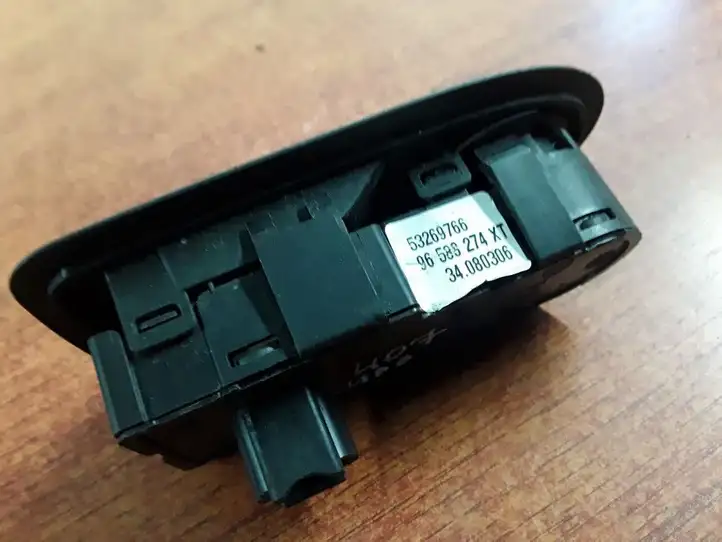 Peugeot 407 (2004 - 2011) 96588274 Блок кнопок стеклоподъемников — фото 2
