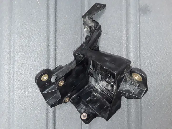 Opel Zafira B (2006 - 2008) 13214940 Кронштейн блока ABS — фото 1