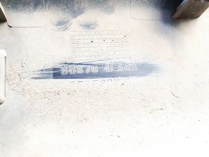 Nissan Qashqai (2013 - 2017) 808704ea0a Молдинг передней двери — фото 4