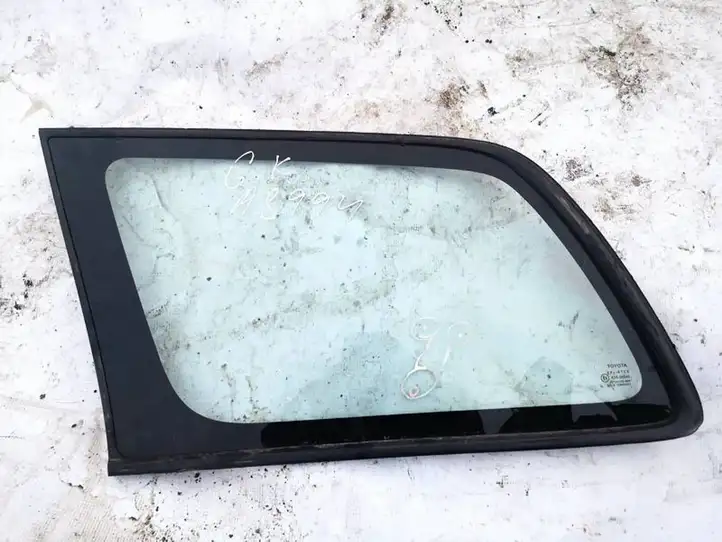 Toyota Corolla E120 E130 (2000 - 2004) Заднее боковое стекло — фото 1