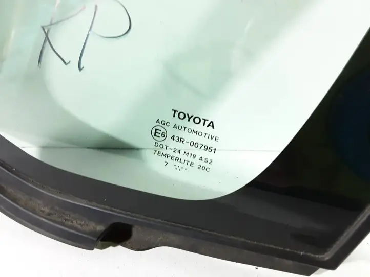 Toyota Auris 150 (2006 - 2012) 43R007951 Треугольное стекло кузова — фото 2