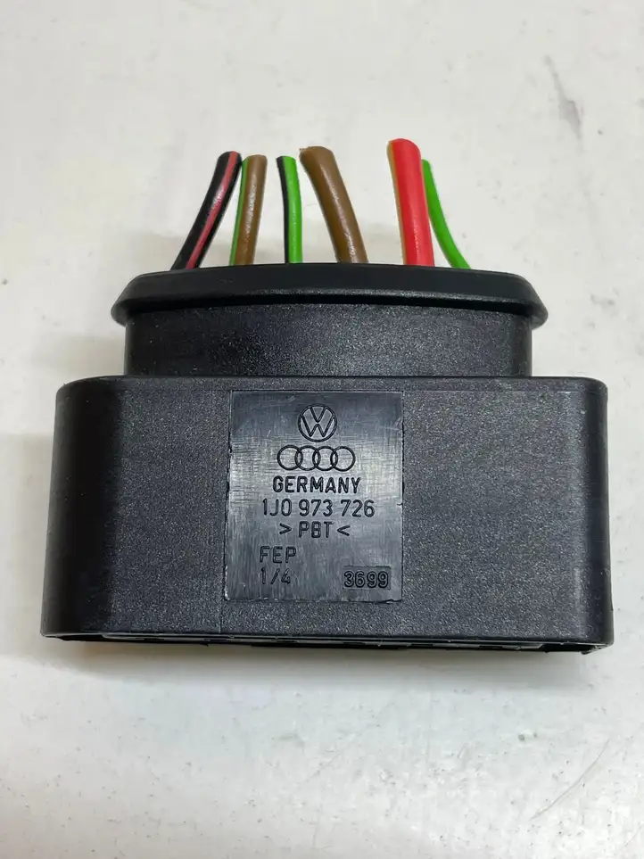Audi A6 C7 (2011 - 2014) 1J0973726 Прочая электропроводка — фото 4