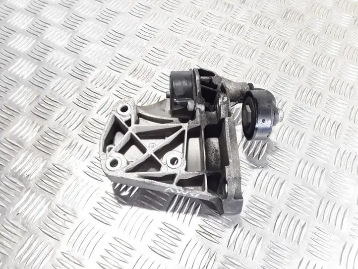 BMW X3 E83 (2003 - 2010) 64557786703 Кронштейн генератора — фото 2