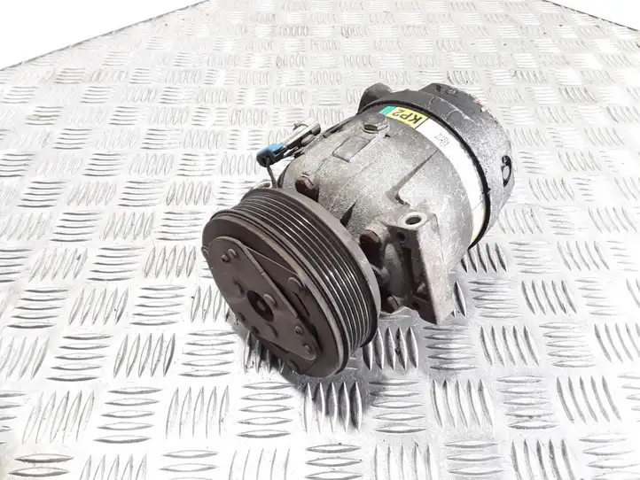 Opel Astra H (2004 - 2009) 13197197 Компрессор (насос) кондиционера воздуха — фото 1