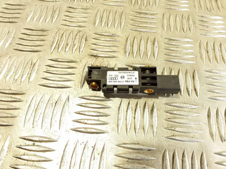 Audi A4 S4 B6 8E 8H (2000 - 2006) 8E0959643A Датчик удара SRS — фото 1