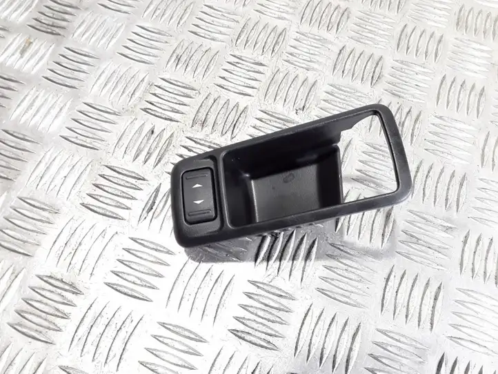 Ford Kuga I (2008 - 2012) 3M51226A36AFW Кнопка стеклоподъемников — фото 1