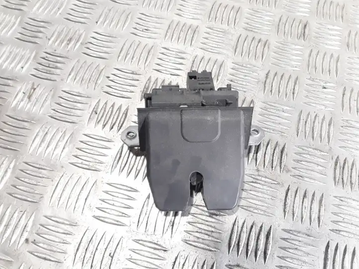 Ford Focus (2011 - 2015) 4M51R442A66AB Замок крышки багажника — фото 2