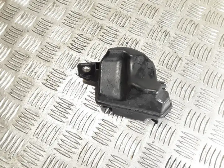 Citroen C4 (2004 - 2008) Вакуумный ресивер — фото 2