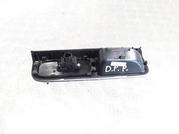 Volvo V50 (2004 - 2008) 30773214 Кнопка стеклоподъемников — фото 2