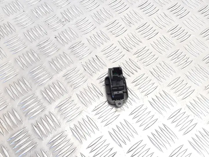 Volvo V50 (2004 - 2008) 30773217 Кнопка стеклоподъемников — фото 2