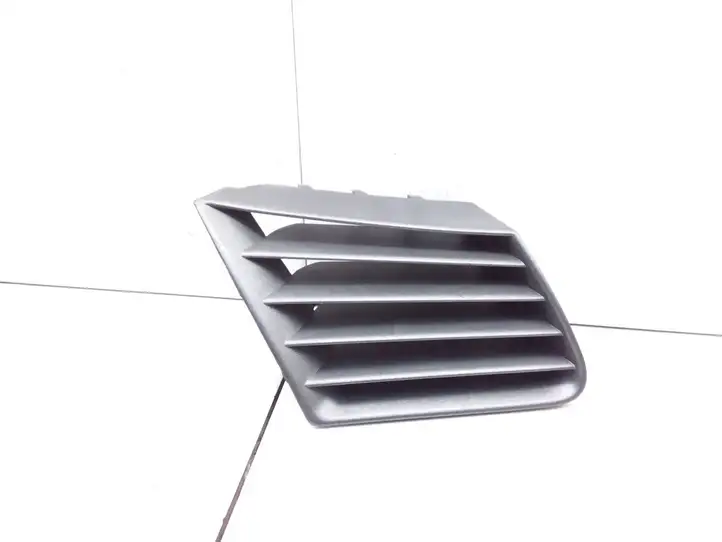 Seat Cordoba (6L) (2002 - 2009) 6L0853676 Нижняя решетка переднего бампера — фото 1