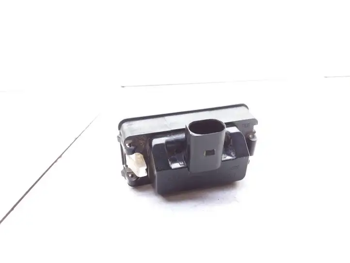 Seat Cordoba (6L) (2002 - 2009) 5P0943021 Подсветка номера — фото 2