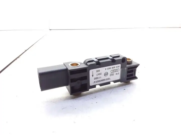 Audi A6 S6 C5 4B (2001 - 2004) 8E0959643A Датчик удара SRS — фото 1