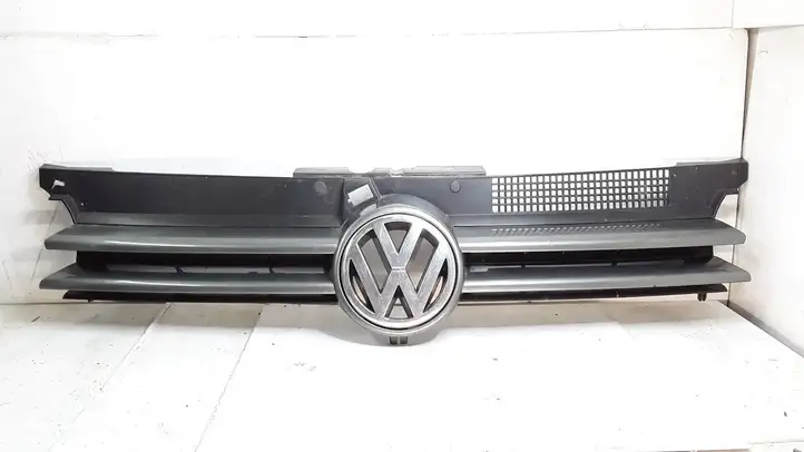 Volkswagen Golf IV (1998 - 2005) 1J0853655F Верхняя решетка радиатора — фото 1