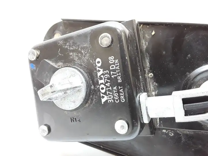 Volvo XC90 (2006 - 2014) 30714793 Кронштейн запасного колеса — фото 3