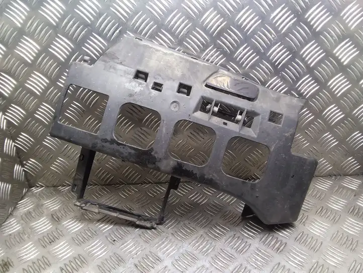 BMW 5 E60 E61 (2004 - 2010) 51117060585 Крышка омывателя фар — фото 1