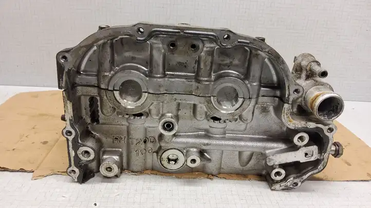 Subaru Outback (2009 - 2014) T20D Головка блока цилиндров — фото 5