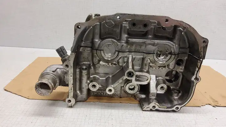 Subaru Outback (2009 - 2014) T20D Головка блока цилиндров — фото 8