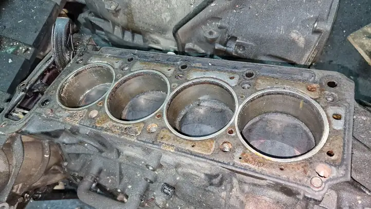 Mercedes-Benz C W203 (2000 - 2007) 11195132299775 Блок двигателя — фото 8
