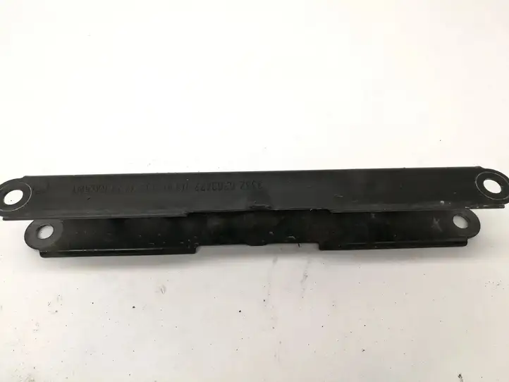 BMW X1 E84 (2009 - 2015)  6763477 Вилы