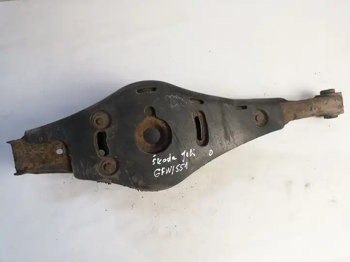 Skoda Yeti (2009 - 2012)   Вилы