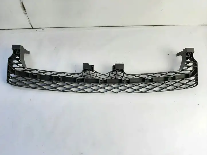 Volkswagen PASSAT B7 (2011 - 2014)  3AA807571 Передний держатель бампера