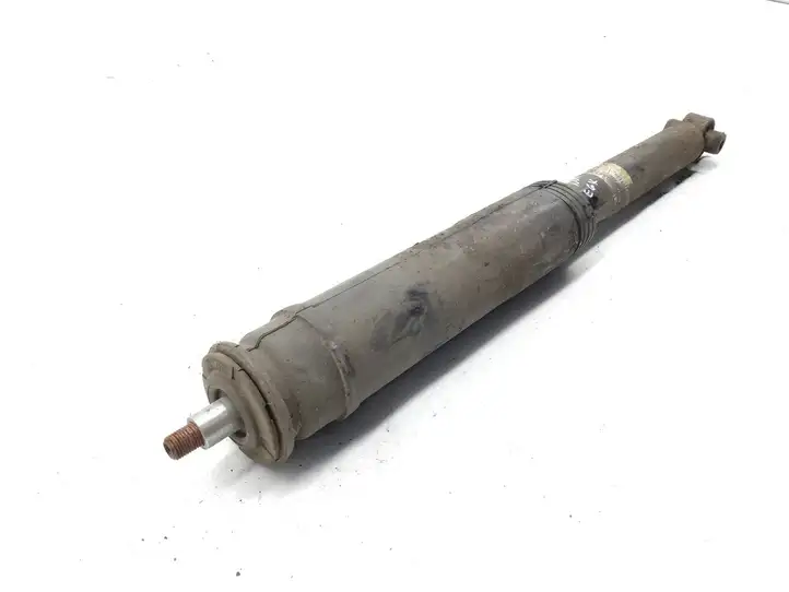 Toyota Avensis T270 (2009 - 2012)   Задний амортизатор с пружиной