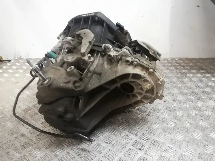 Nissan Qashqai (2010 - 2013) Механическая коробка передач, 6 передач — фото 4
