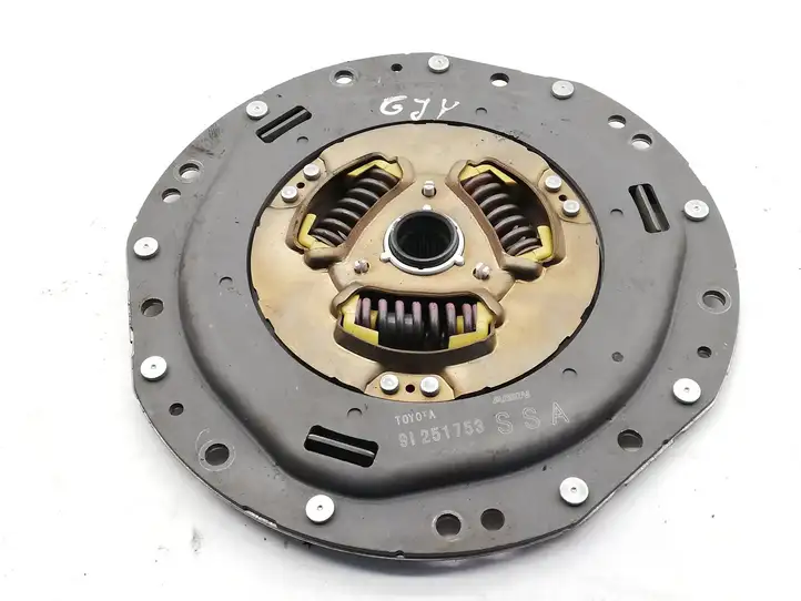 Toyota Yaris (2019 - )   Диск сцепления