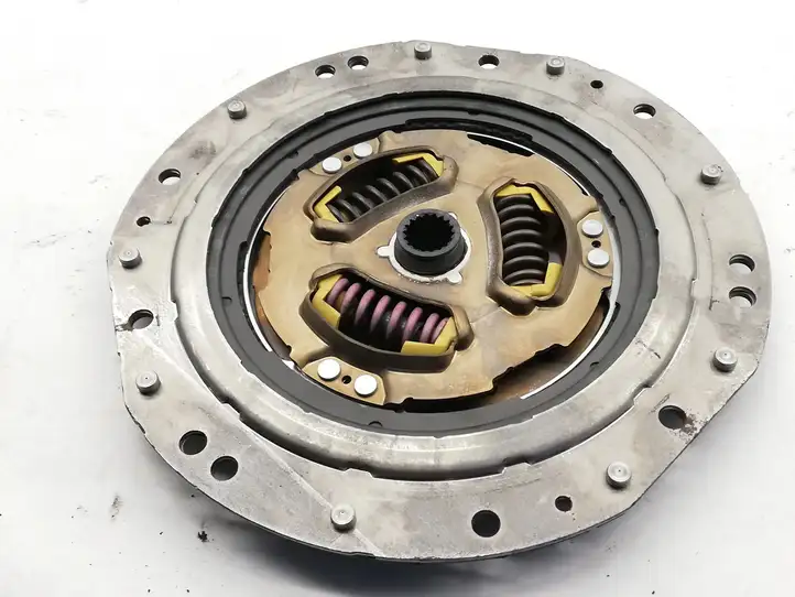 Toyota Yaris (2019 - )   Диск сцепления