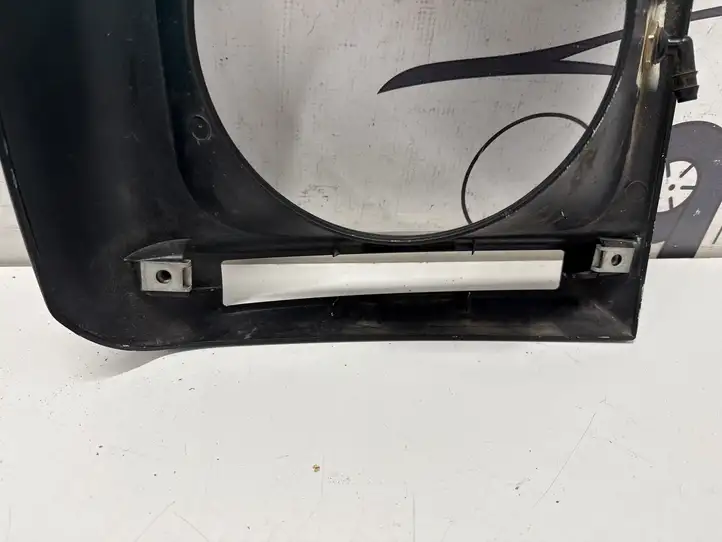 Mercedes-Benz G W461 463   A4638840174 Отделка передней фары