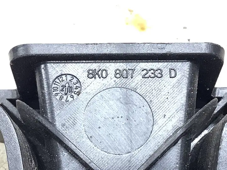 Audi A4 S4 B8 8K (2007 - 2011) 8K0807233D Дефлектор воздуха — фото 4