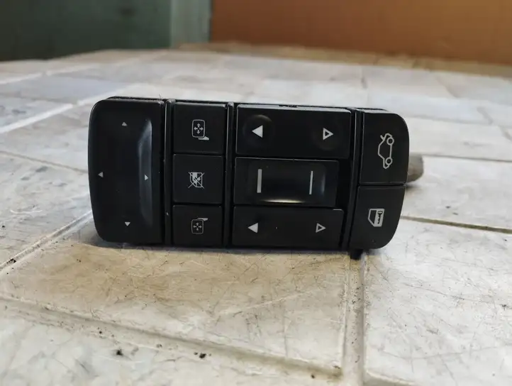 Opel Vectra C (2002 - 2005) 09185954 Блок кнопок стеклоподъемников — фото 1