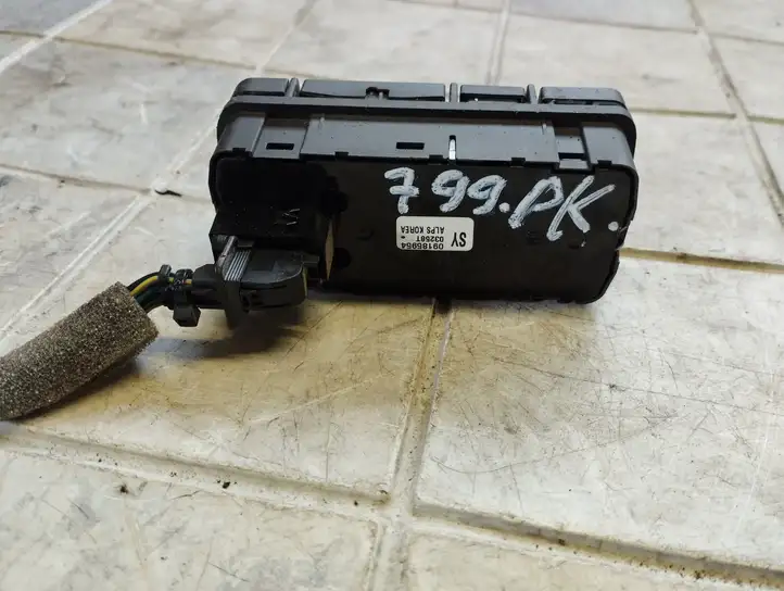 Opel Vectra C (2002 - 2005) 09185954 Блок кнопок стеклоподъемников — фото 5