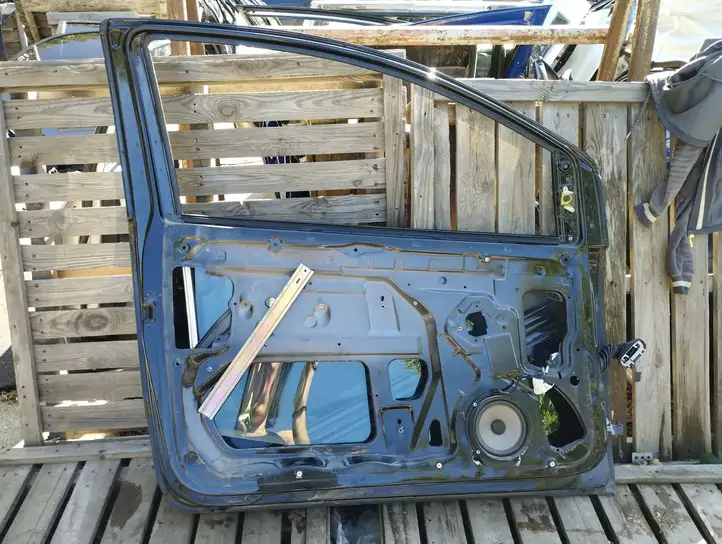 Volkswagen Fox (2005 - 2009) Дверь — фото 6