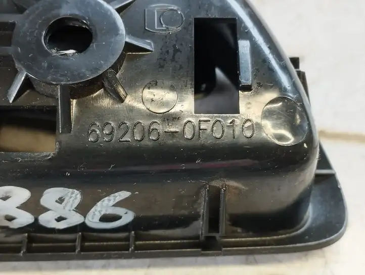 Toyota Corolla Verso AR10 (2004 - 2009) 692060F010 Внутренняя ручка двери — фото 2