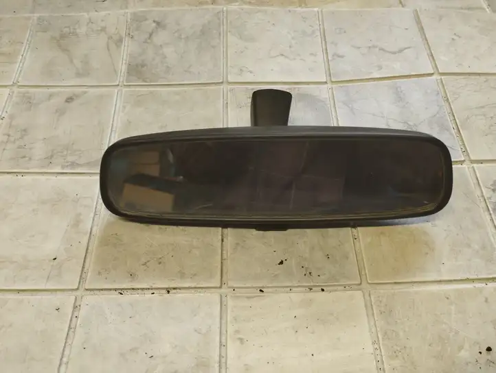 Ford Fiesta (2009 - 2012) 014276 Салонное зеркало заднего вида — фото 1