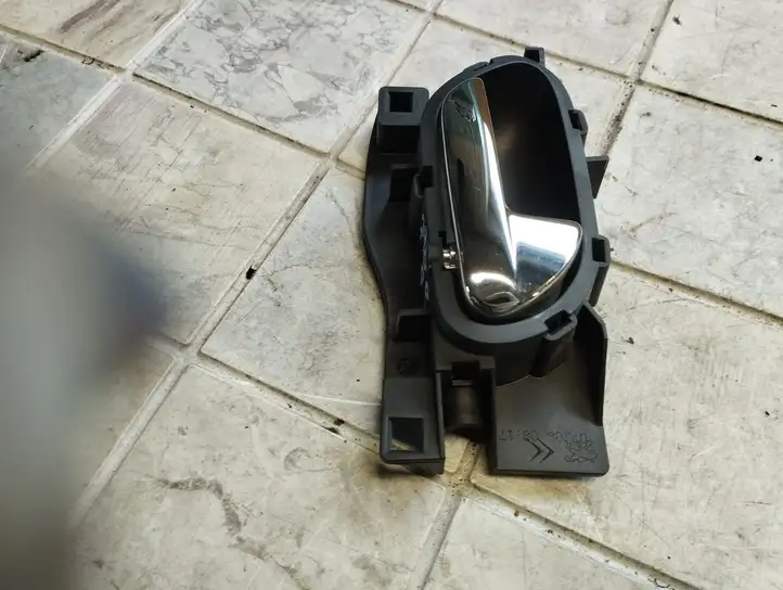 Peugeot 407 (2004 - 2011) 96526177VD Внутренняя ручка двери — фото 4