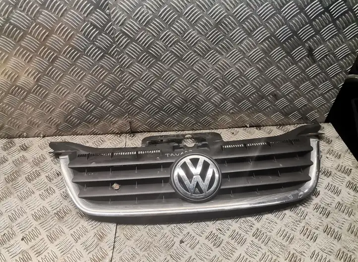 Volkswagen Touran I (2003 - 2010) Верхняя решетка радиатора — фото 1