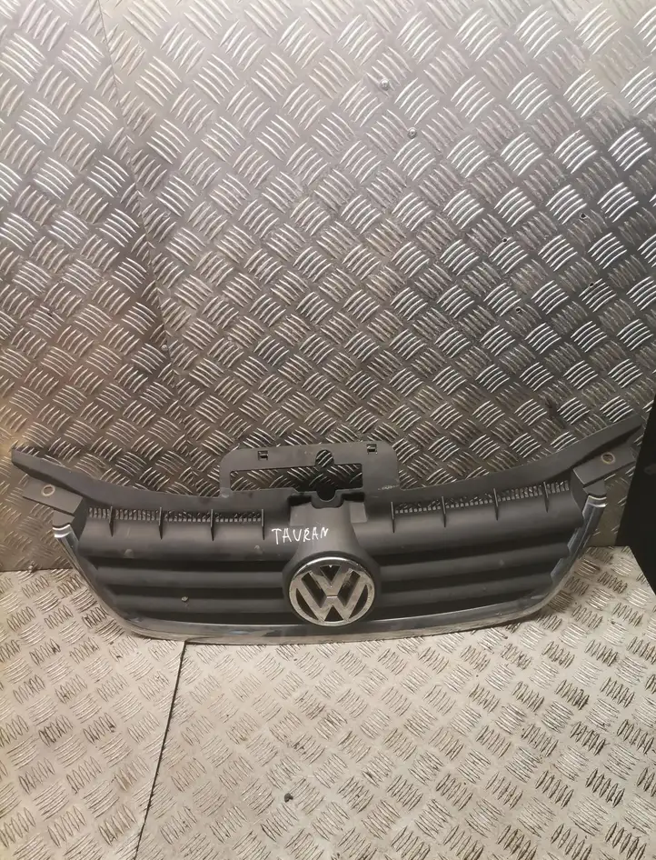 Volkswagen Touran I (2003 - 2010) Верхняя решетка радиатора — фото 2
