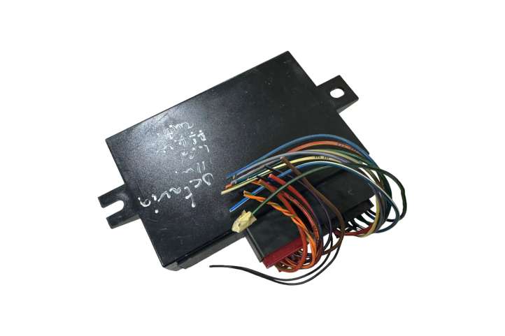 Skoda Octavia Mk2 (1Z) (2004 - 2013)  1K0907383F Блок управления крюка для прицепа
